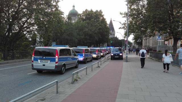 G20 - Viele Polizeiwagen