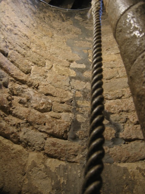 kein Geländer, nur ein Strick