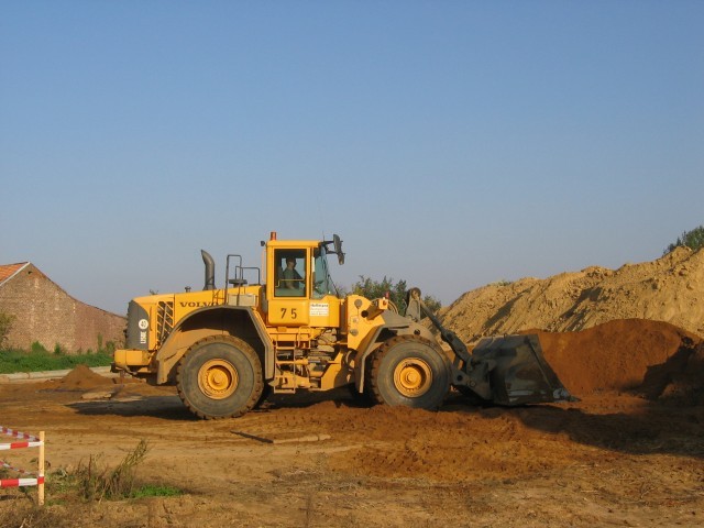 Bode mit dem Bagger