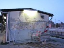 hinterm Treppenaufgang von F