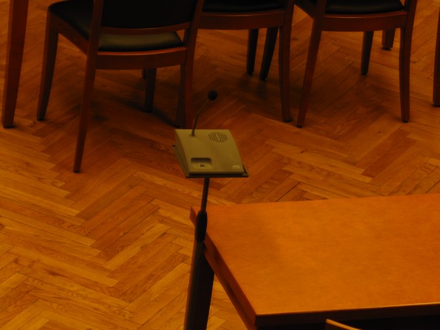 BVV-Saal Rathaus Treptow Saalmikro 2