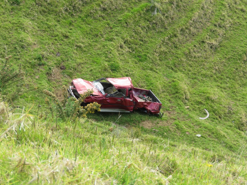 NZ: Manaia Road Cars