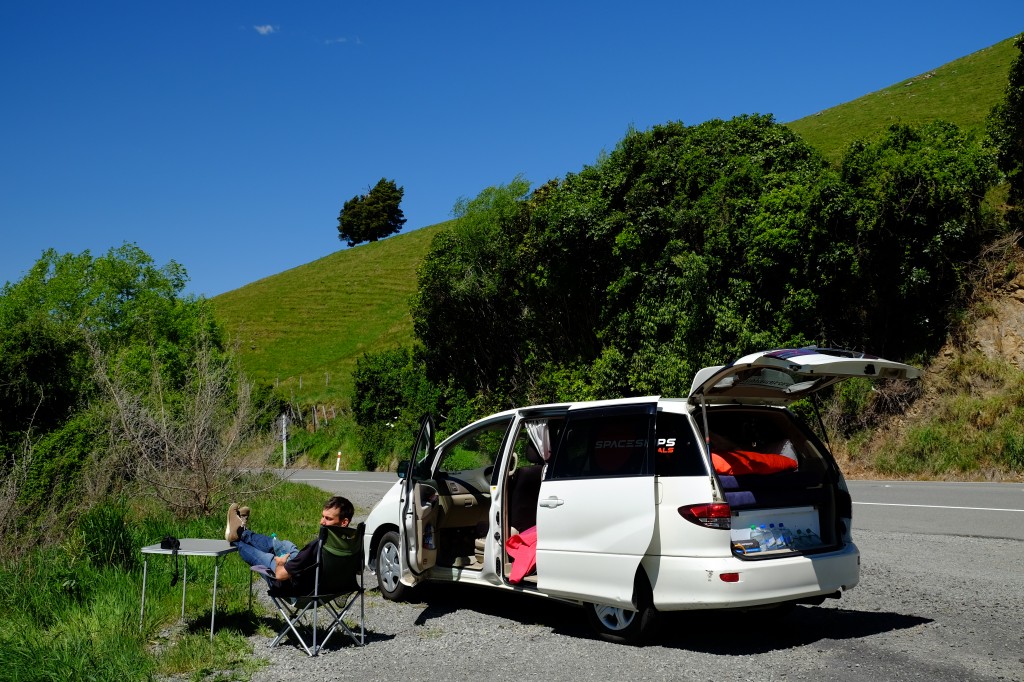 NZ: Rast auf dem Weg nach Akaroa