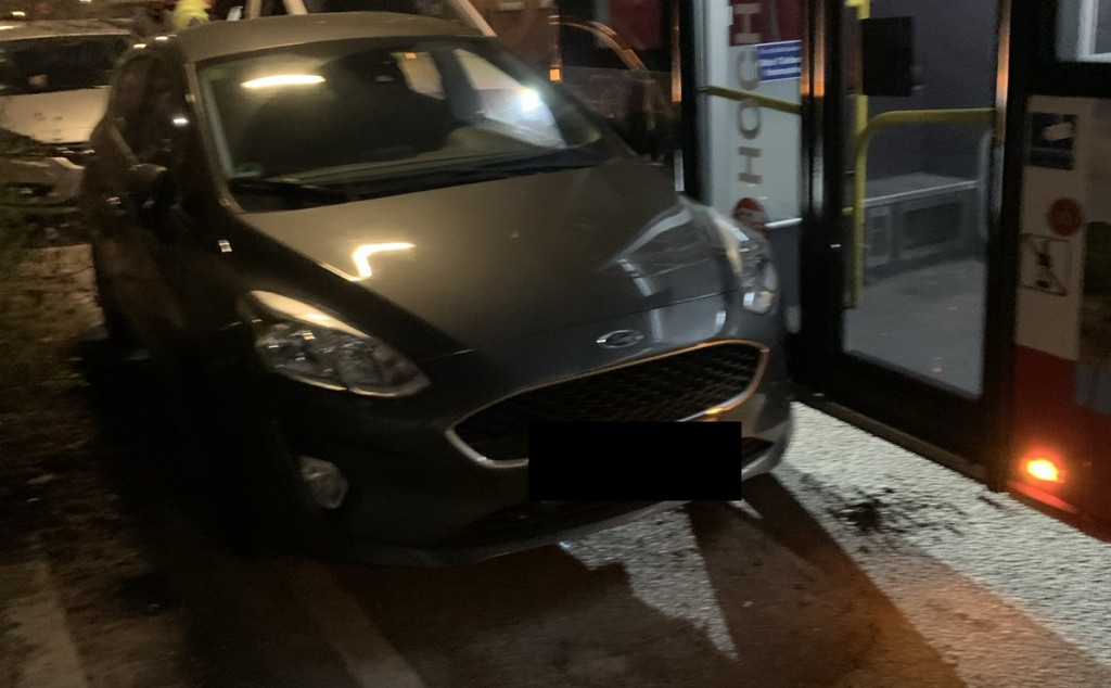 Unfall mit Linienbus