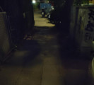 Fußweg bei Nacht