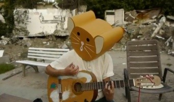 Eine Kleingartenkolonie unter Beschuß (Musikvideo) - Bild 2